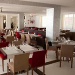 Western Saint Antoine &