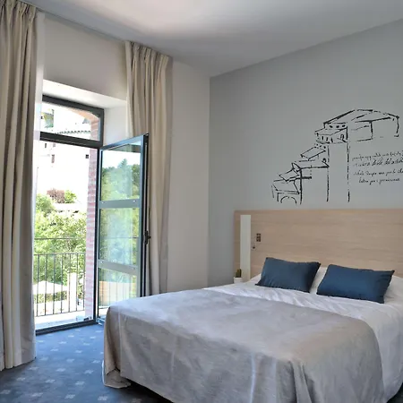 Western Saint Antoine & Hotel