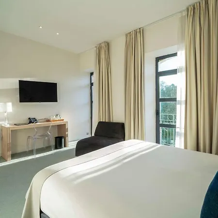 Western Saint Antoine & Hotel