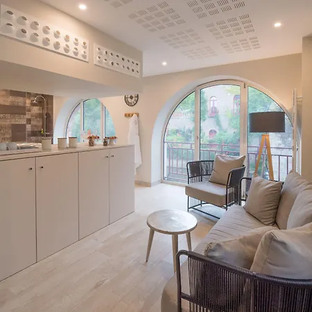 Western Saint Antoine & Clisson