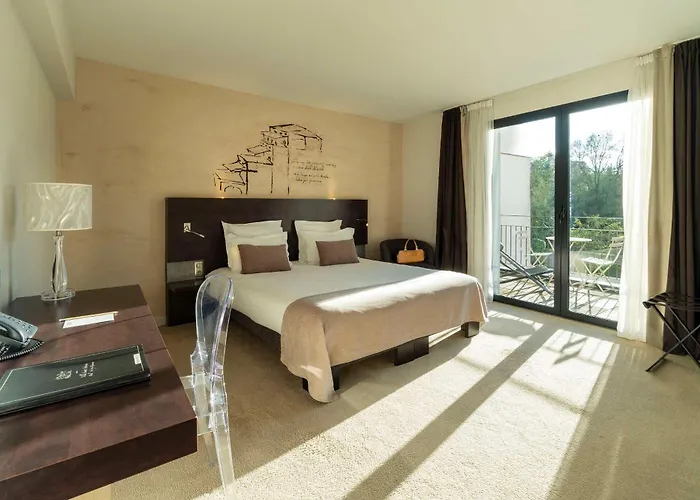 Western Saint Antoine &