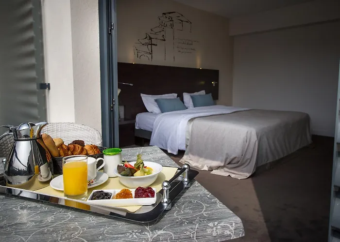 Western Saint Antoine & 4* Clisson