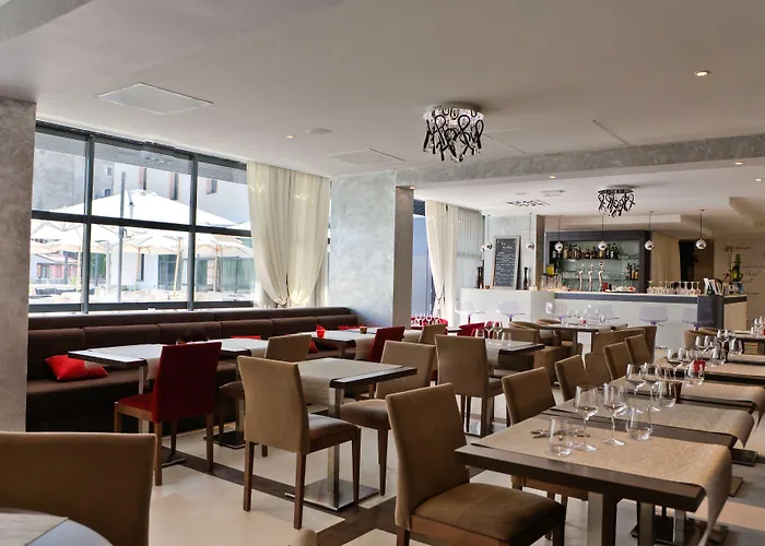 Western Saint Antoine & 4*