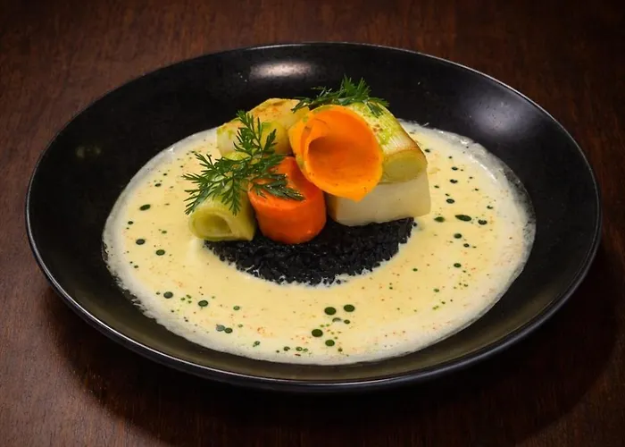 Hotel Western Saint Antoine & 4*