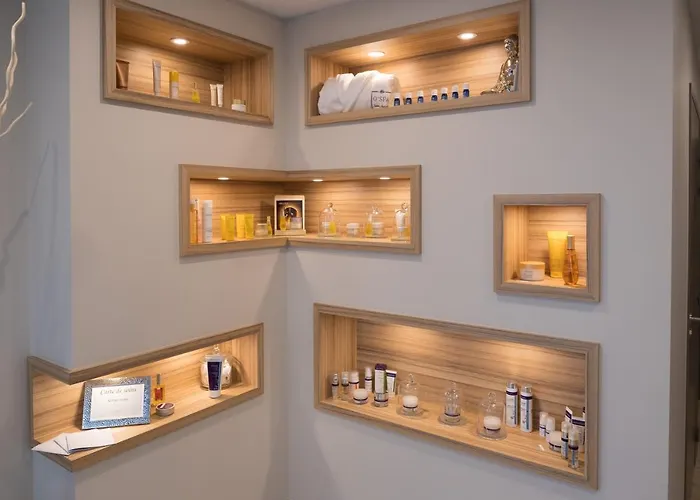 Western Saint Antoine & 4*